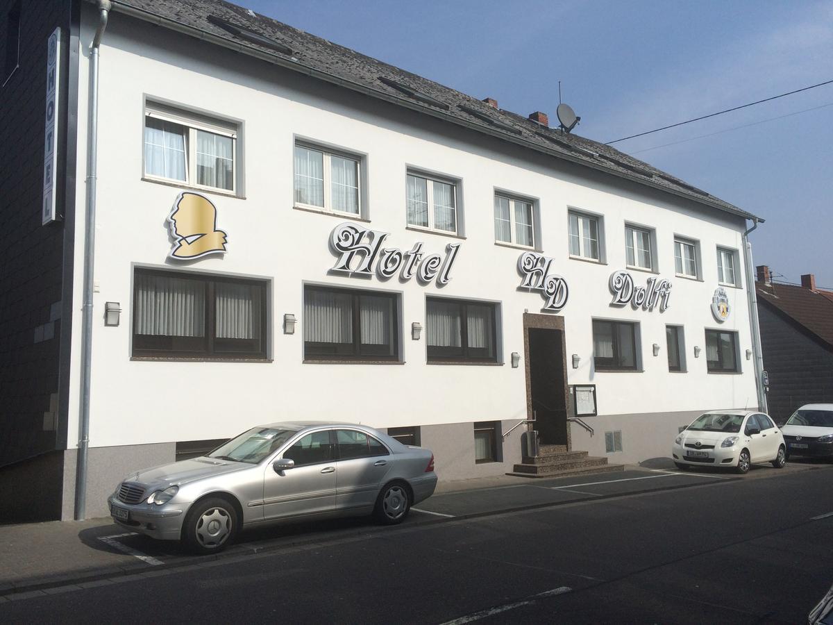 Dolfi Hotel & Restaurant Sulzbach  Bagian luar foto